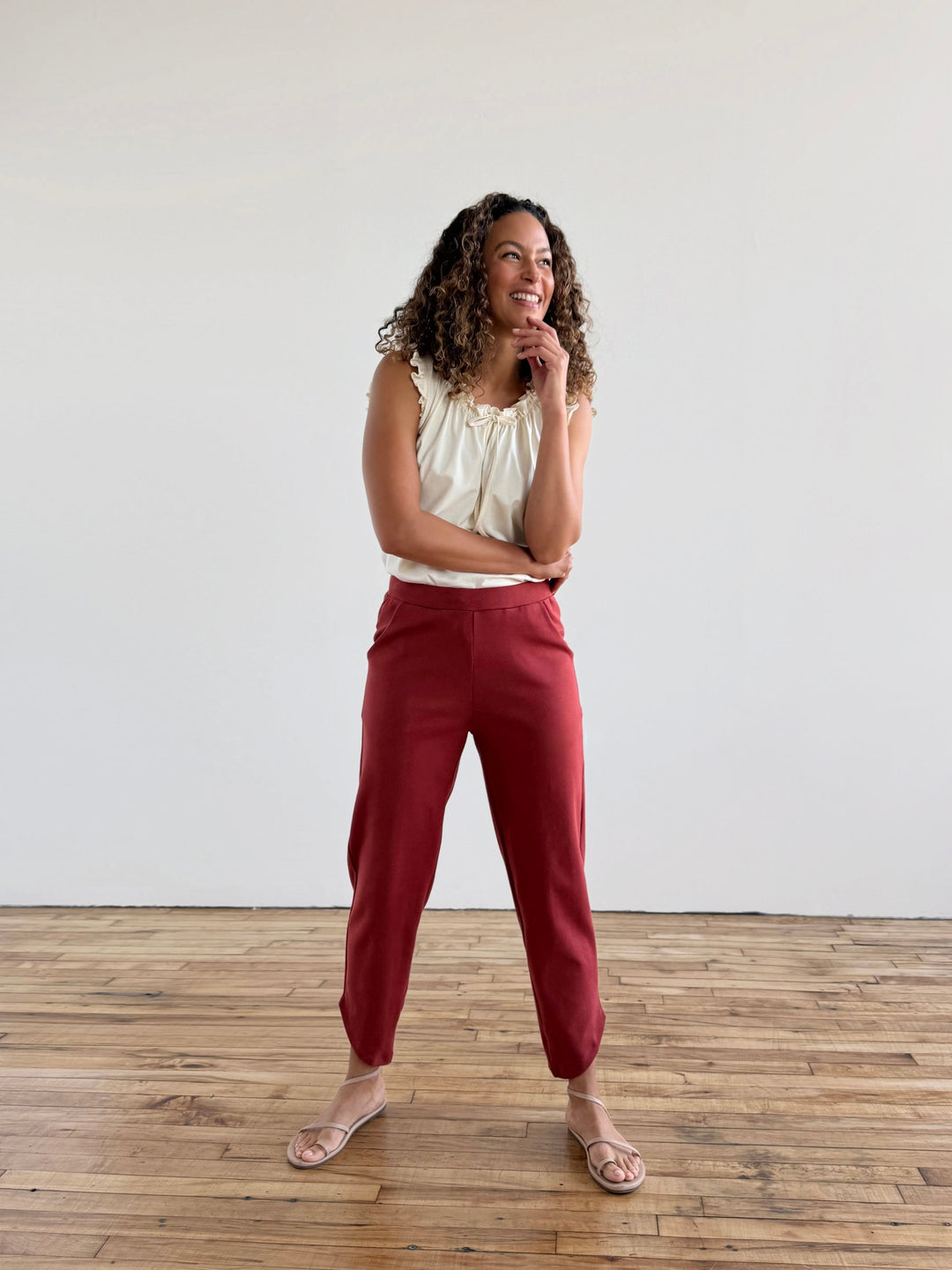 SOPHIA tulip hem pants in Red Amber