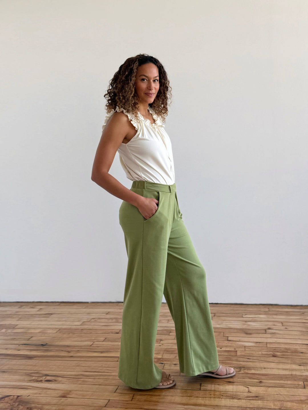 KENNA pants in Grass Green