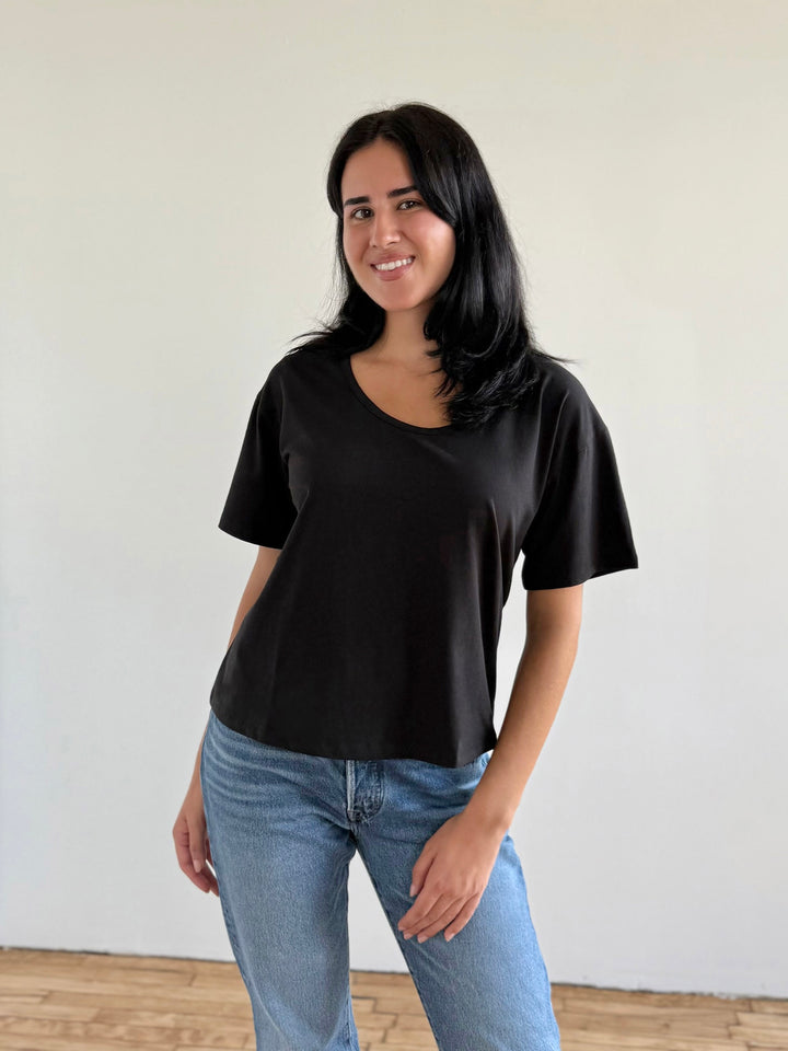 KIM tee in Black