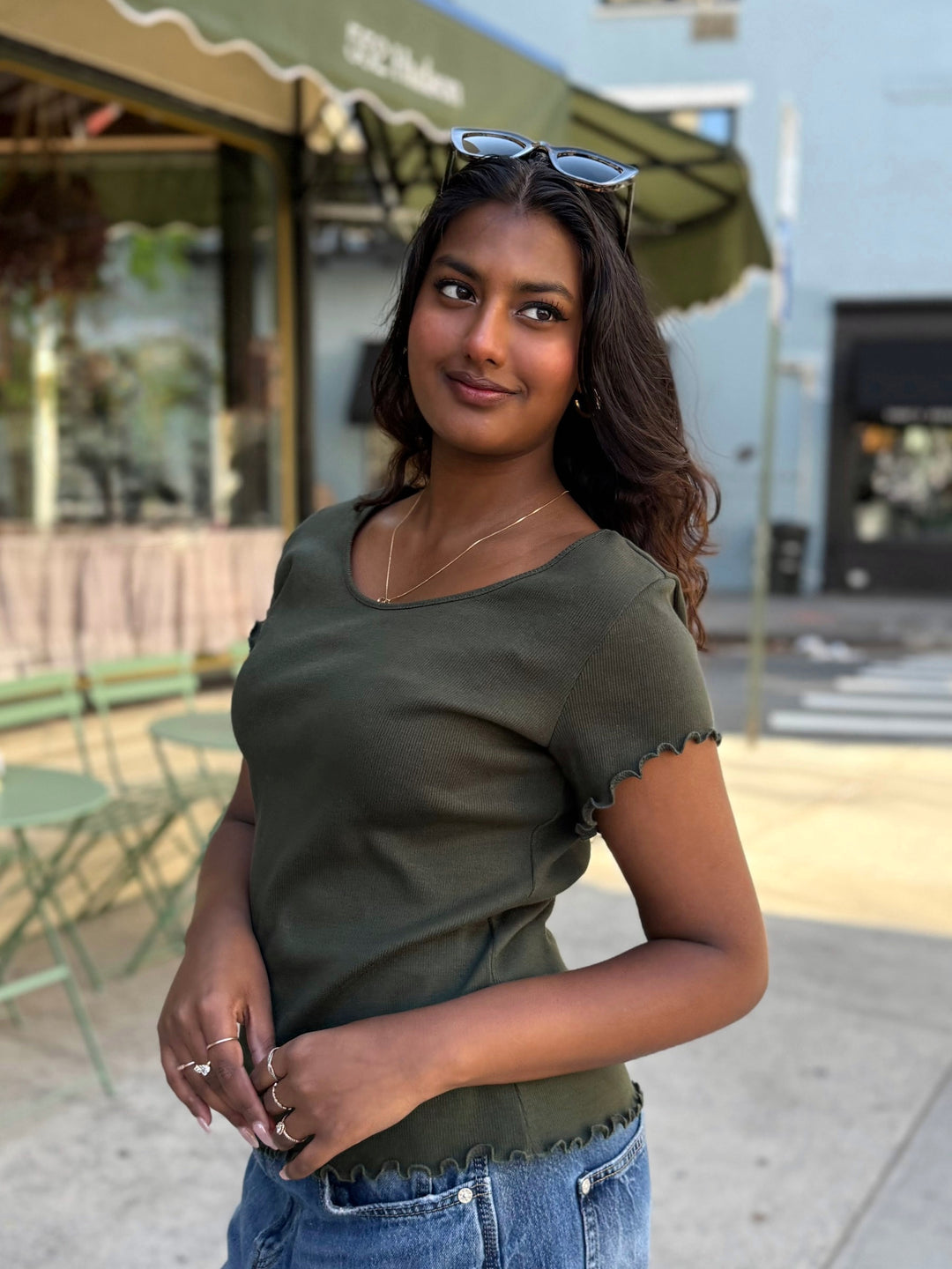 KELSIE tee in Olive Shadow