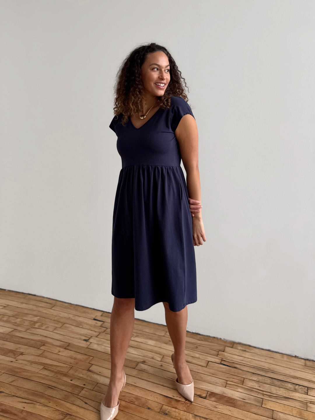 ESSIE dress in Navy