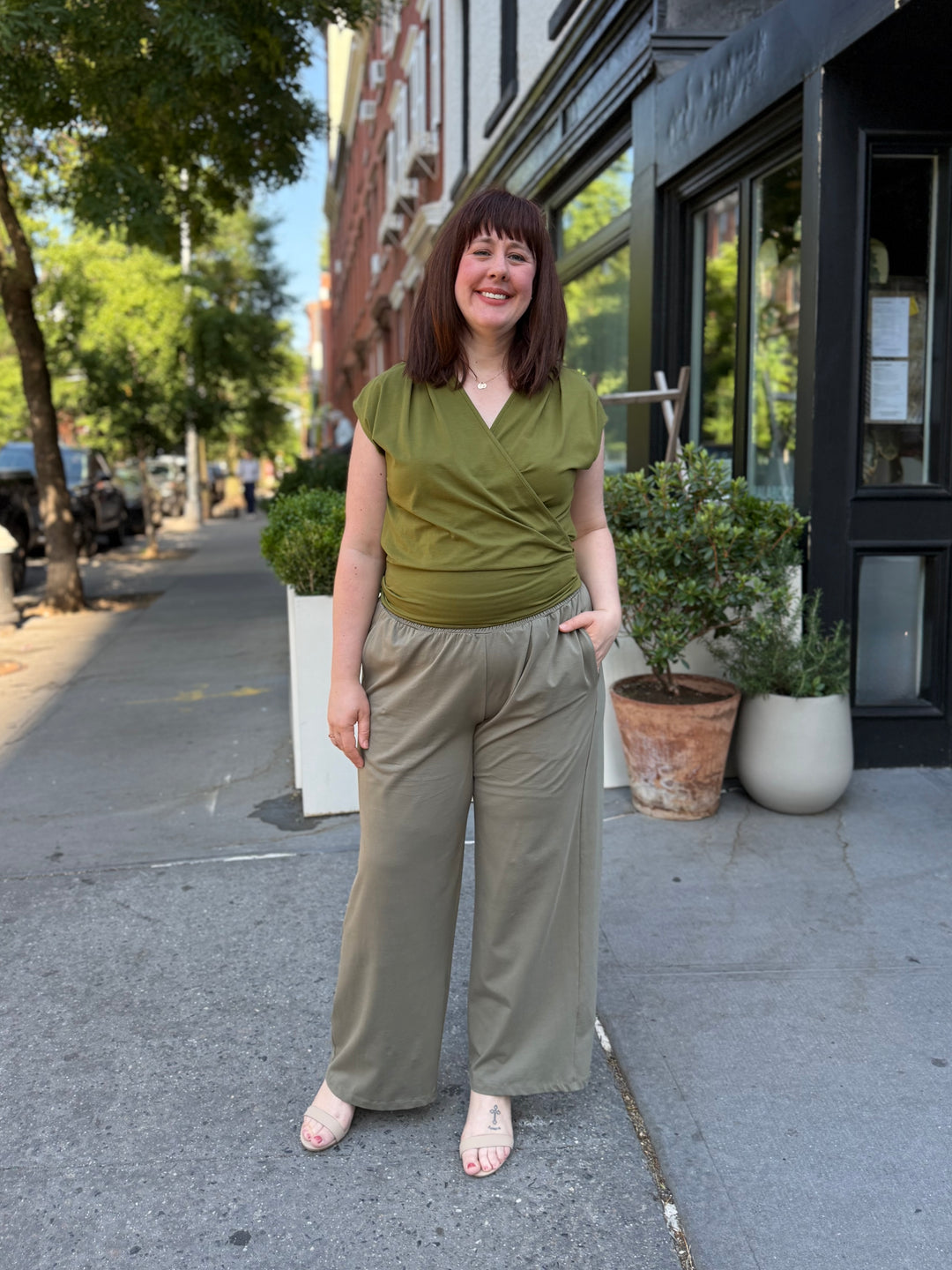 EVELINE smocked jersey pants in Silver Sage