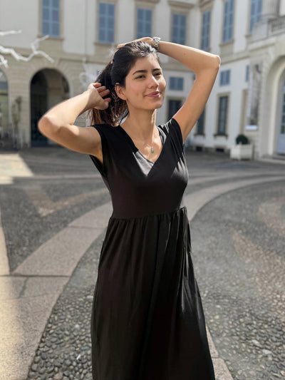 DINAH dress in Black