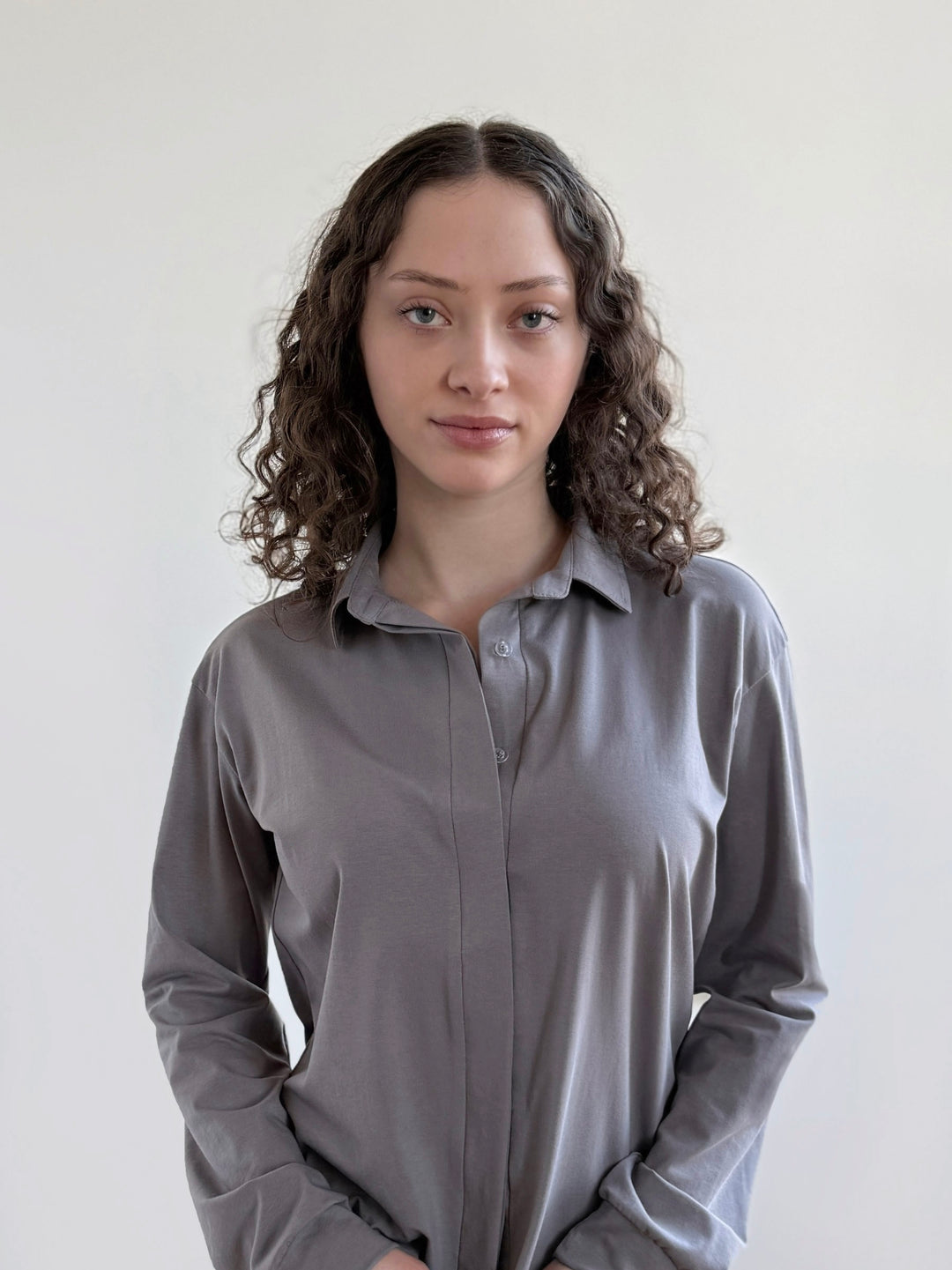 DEVON blouse in Circular Grey