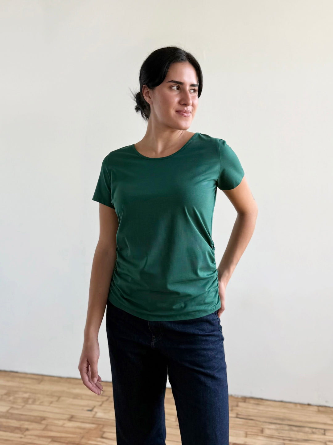 JANEY ruched tee in Dark Green