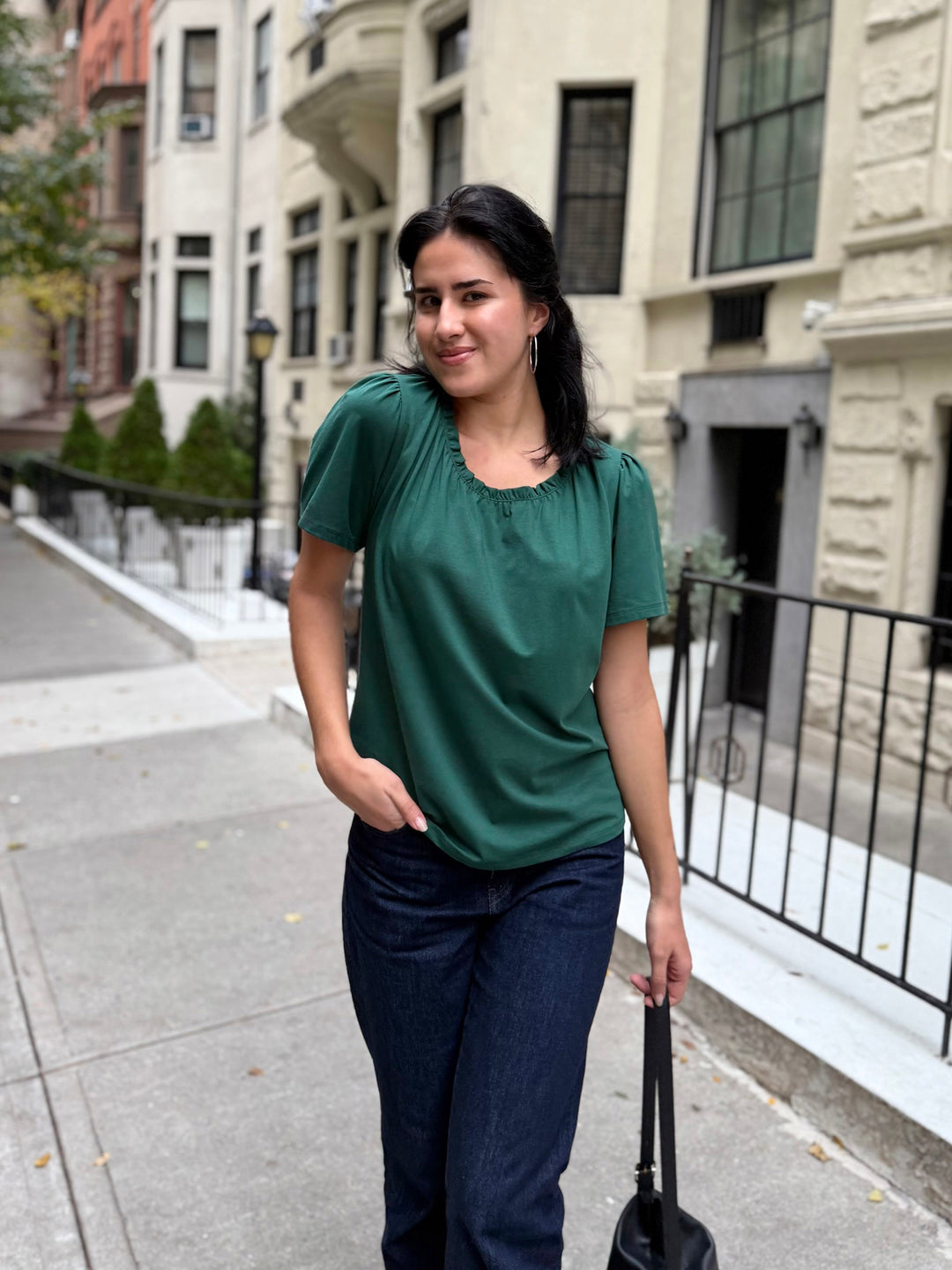 LARA tee in Dark Green