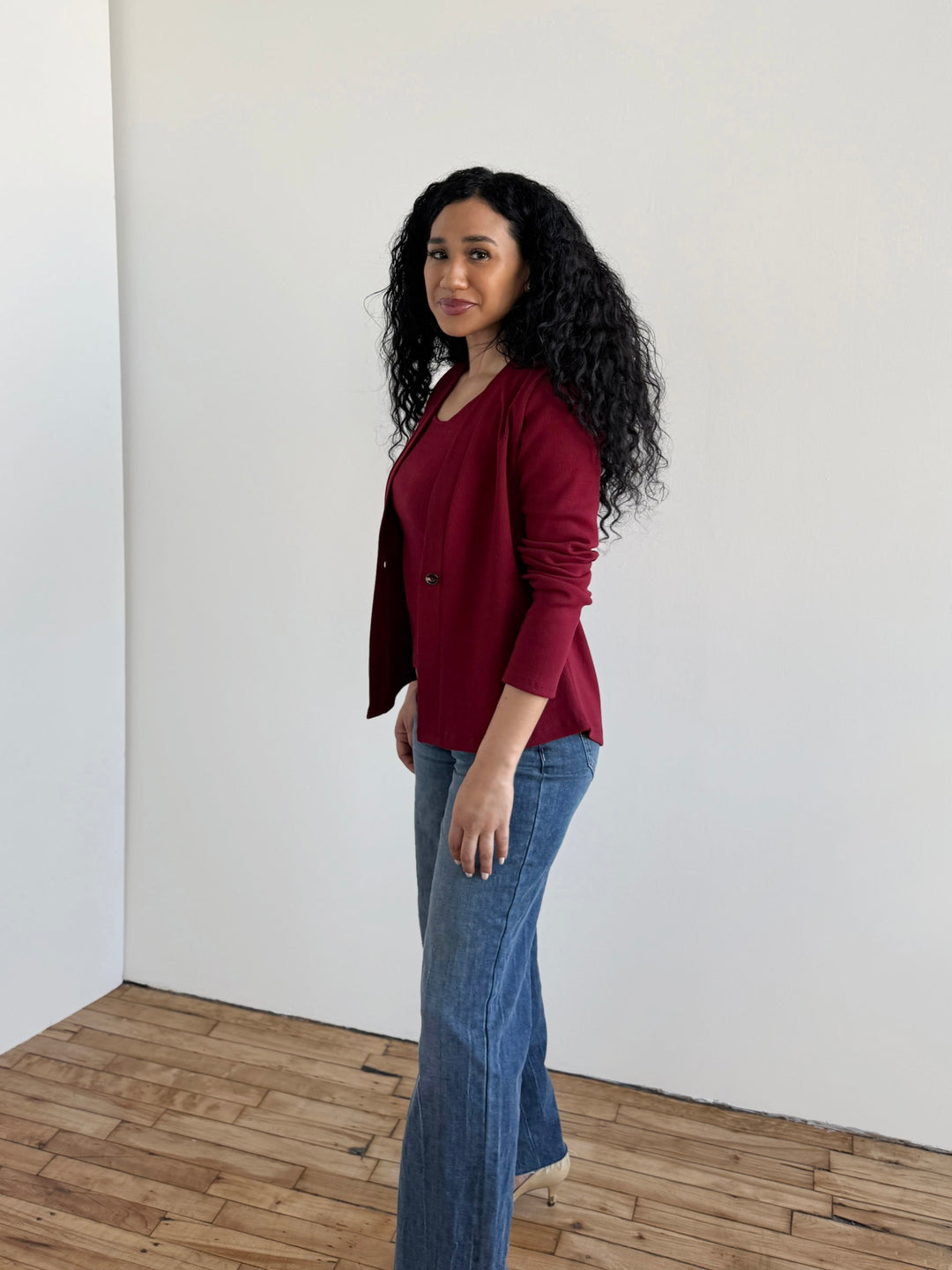JUDE rib-knit fitted cardigan in Rich Red
