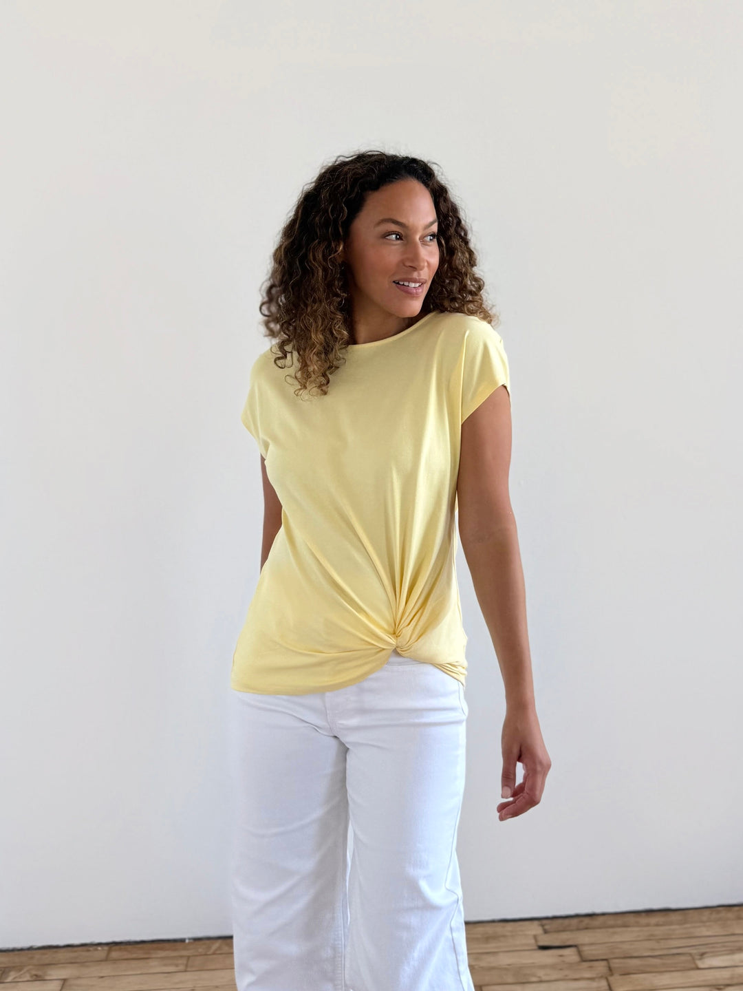SITA tee in Sunlight