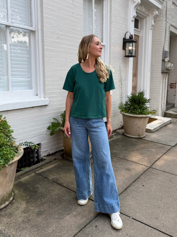 CALI tee in Bold Juniper