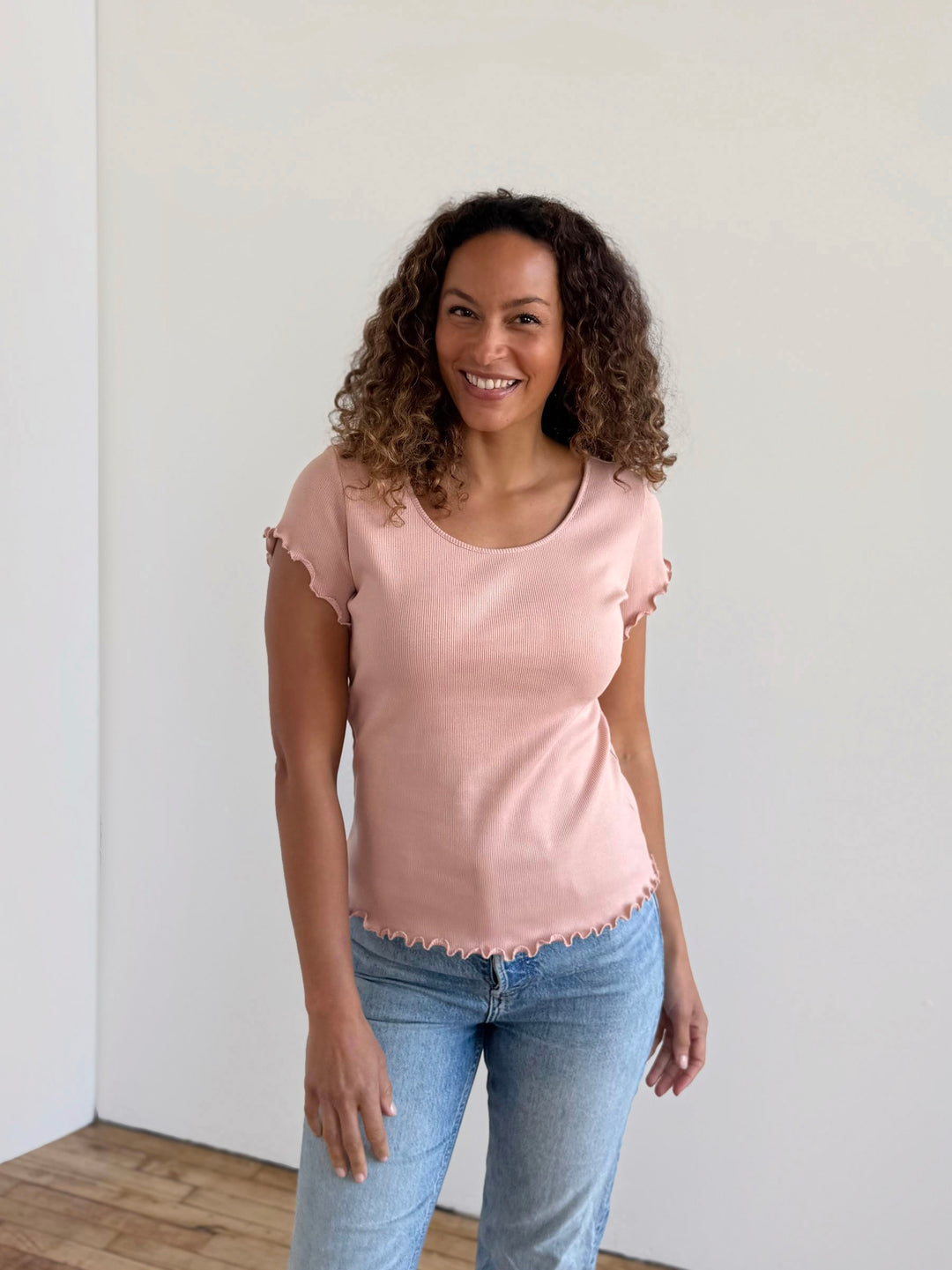 KELSIE tee in Vintage Peach
