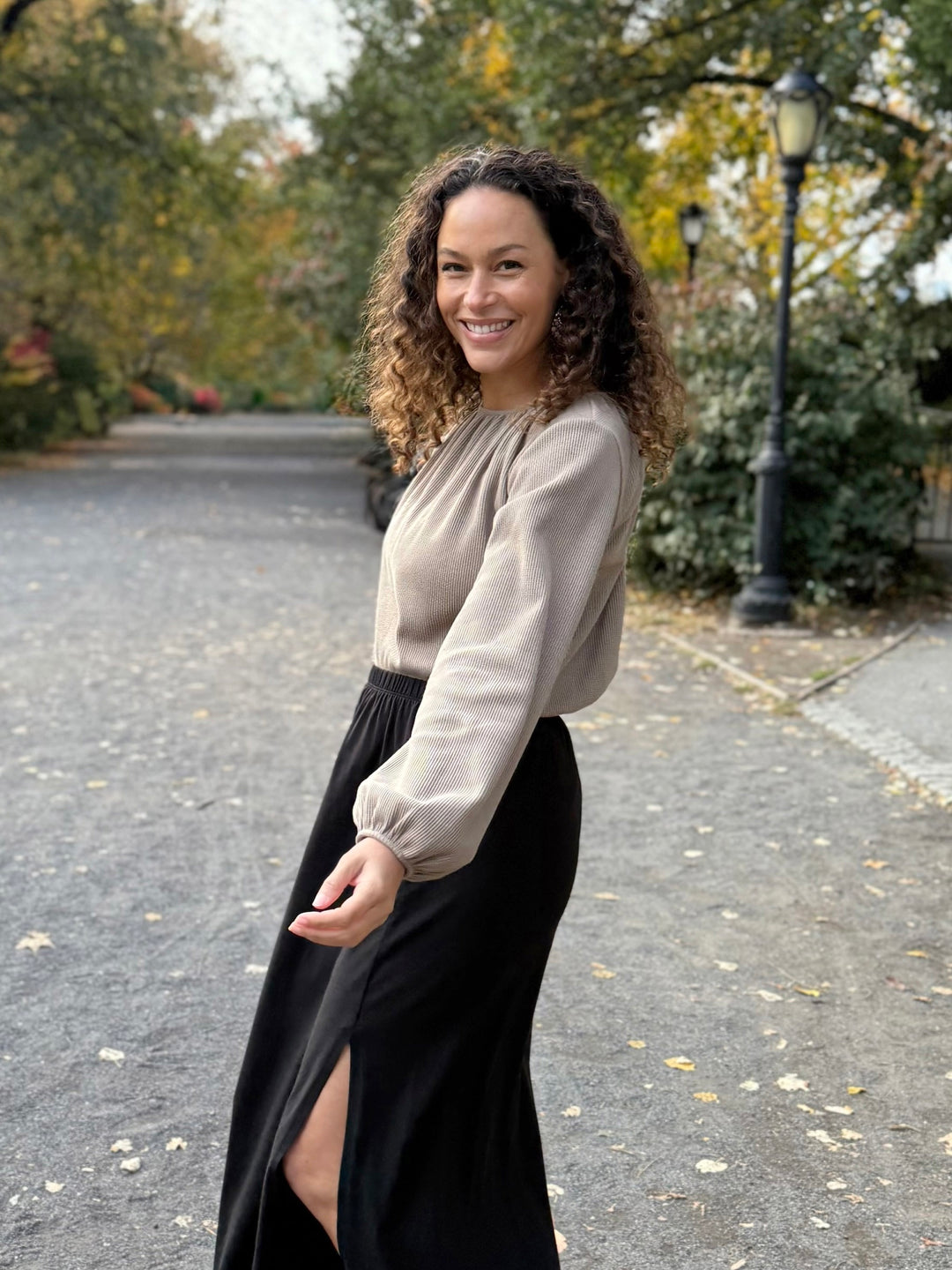 AMARA skirt in Black