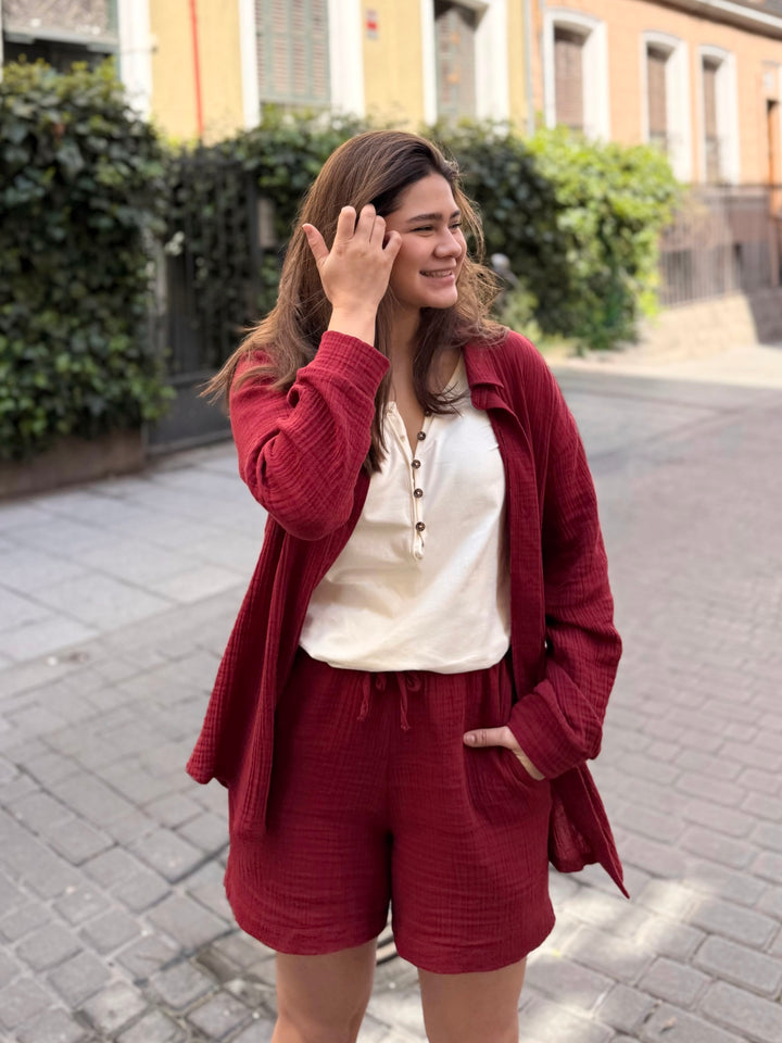 MADRID gauze shorts in Sangria Red