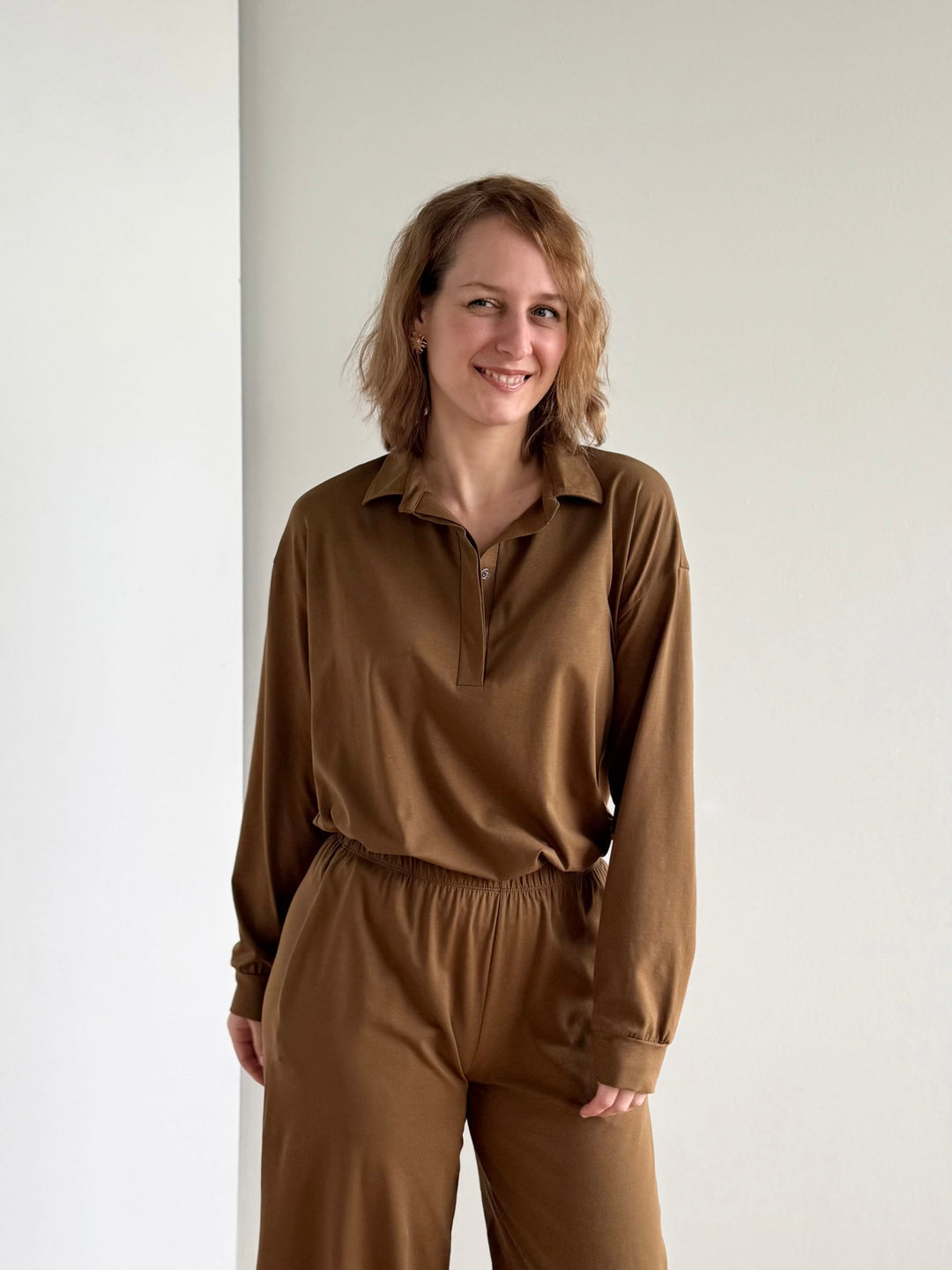 MICAH jersey top in Kona Brown