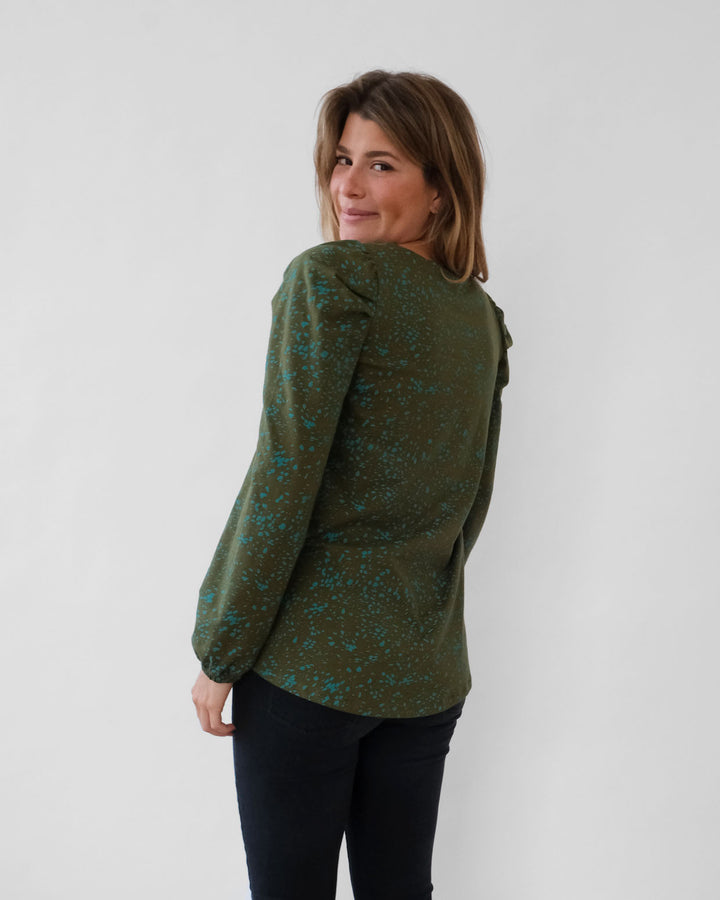 ATHENA printed top in Olive/Teal