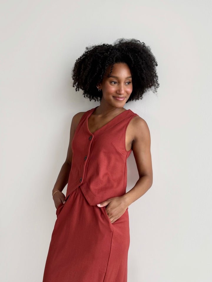 DANIELLE heavy-knit skirt in Red Amber