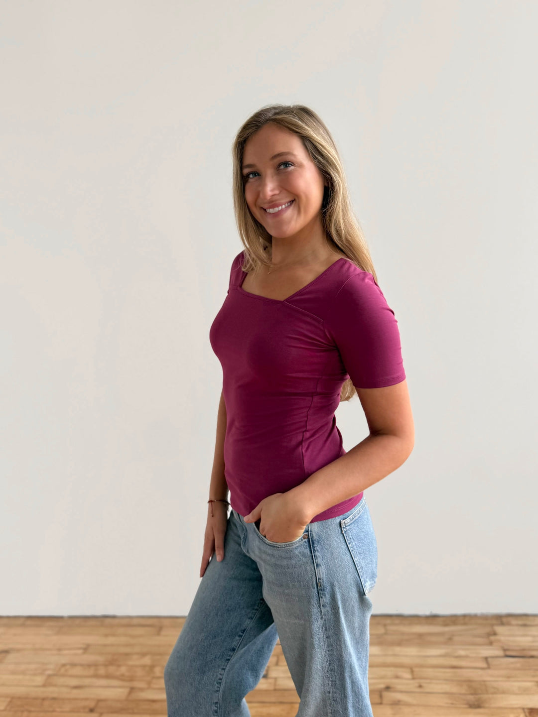 MILA fitted tee in Deep Berry