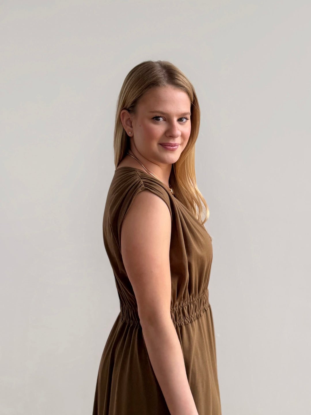 LAVINIA dress in Kona Brown