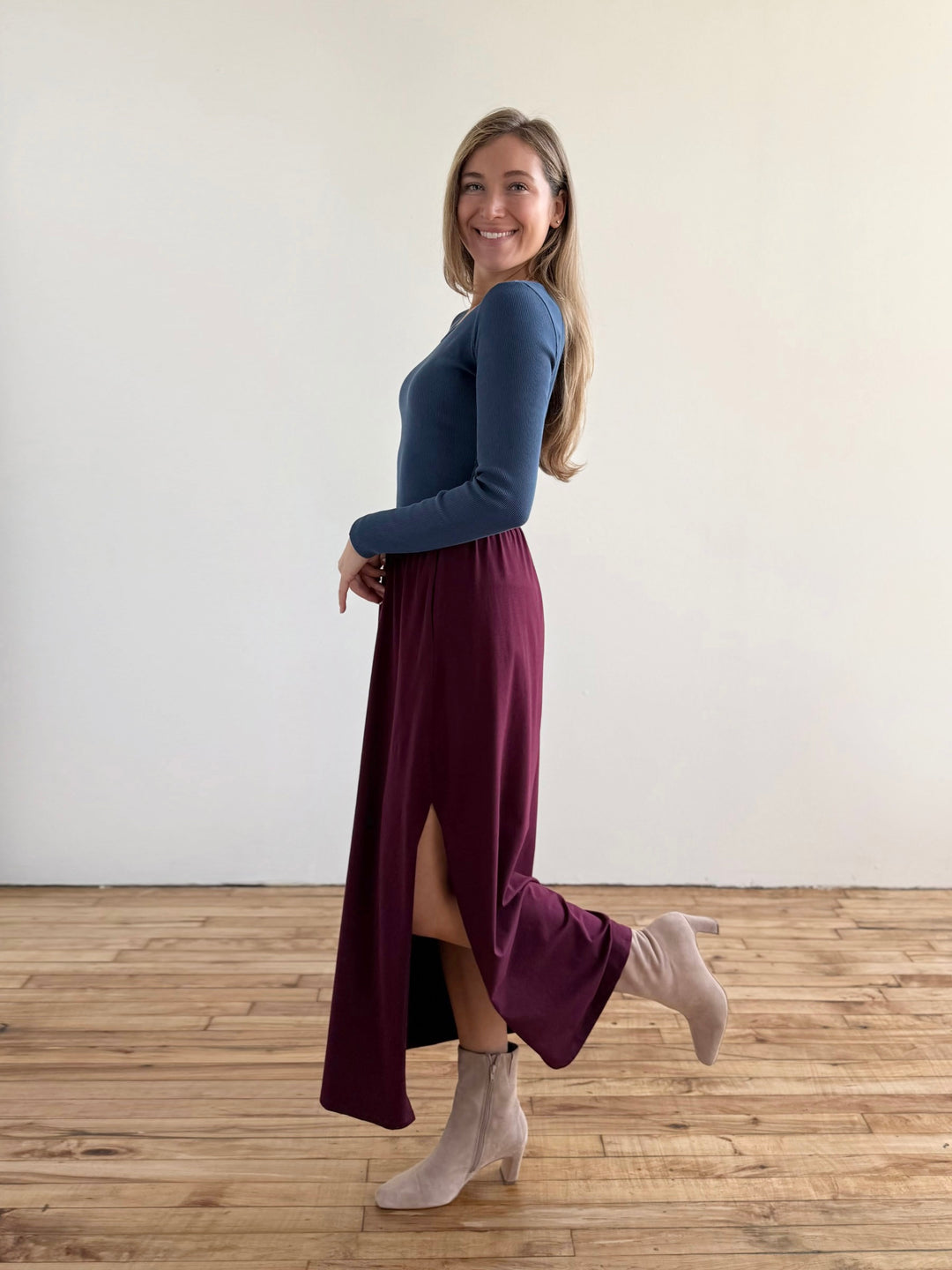 AMARA skirt in Merlot