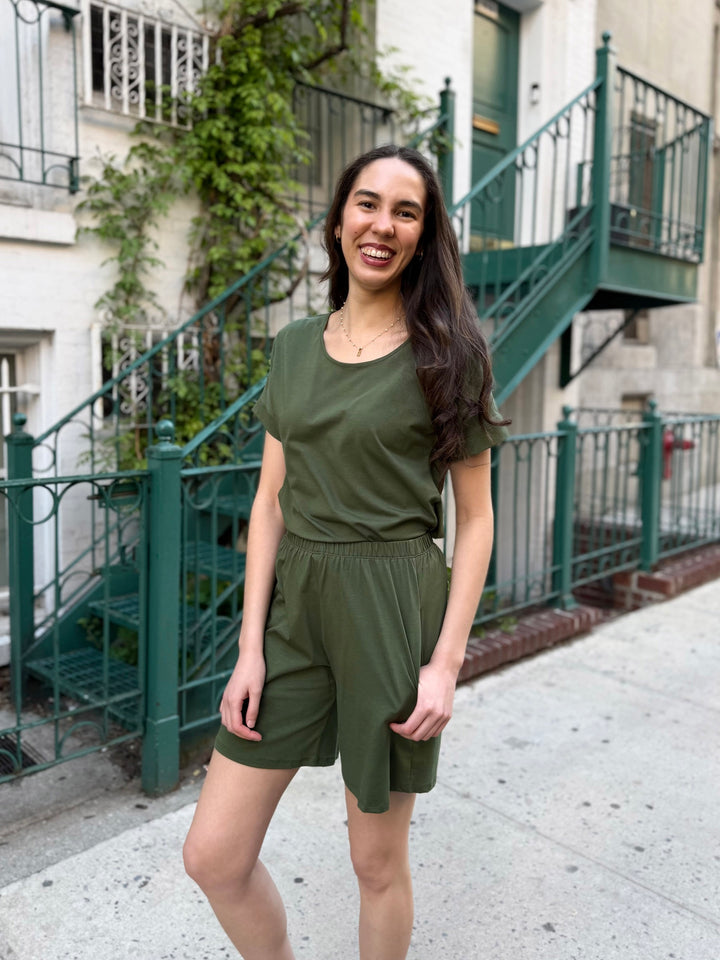 ANDRI jersey shorts in Meadow Green