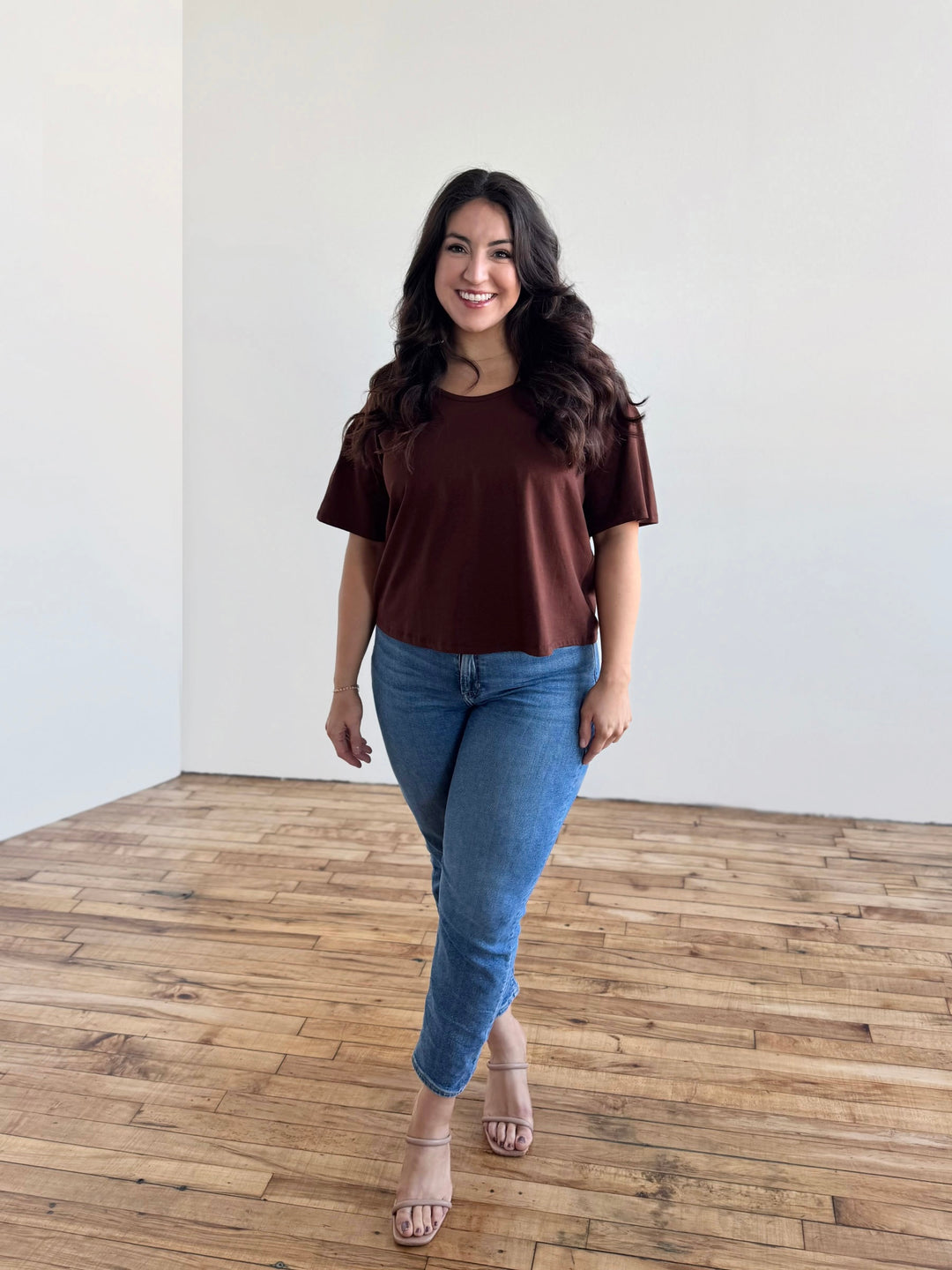 KIM tee in Burnt Cedar
