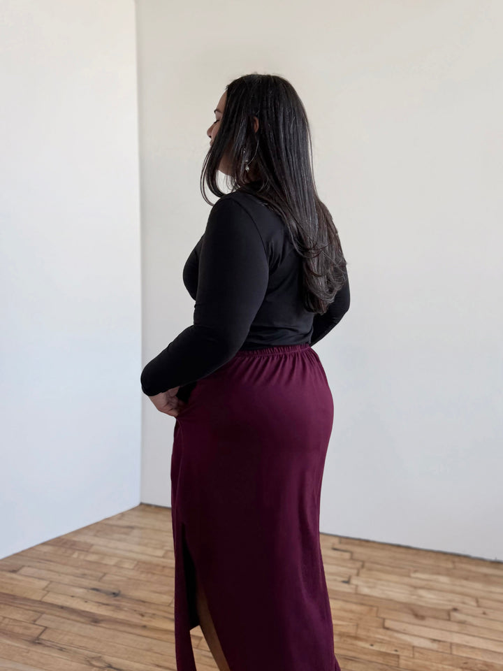 AMARA skirt in Merlot