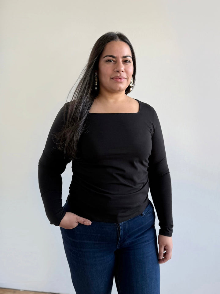 NURY ruched tee in Black