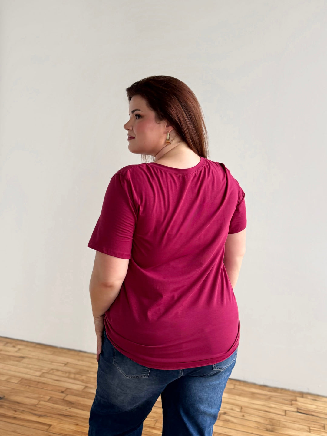 MAURA tee in Pomegranate