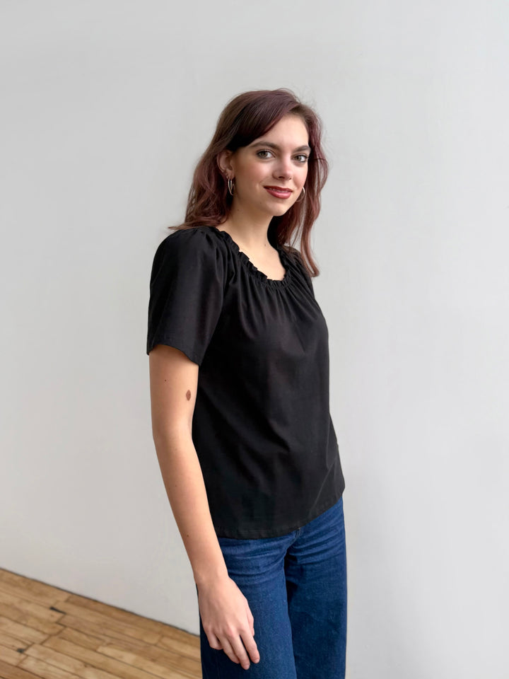 LARA tee in Black