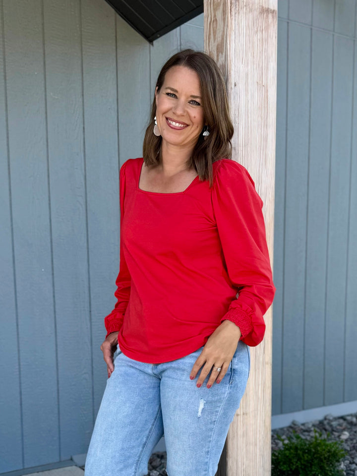 DARLA top in Bright Red