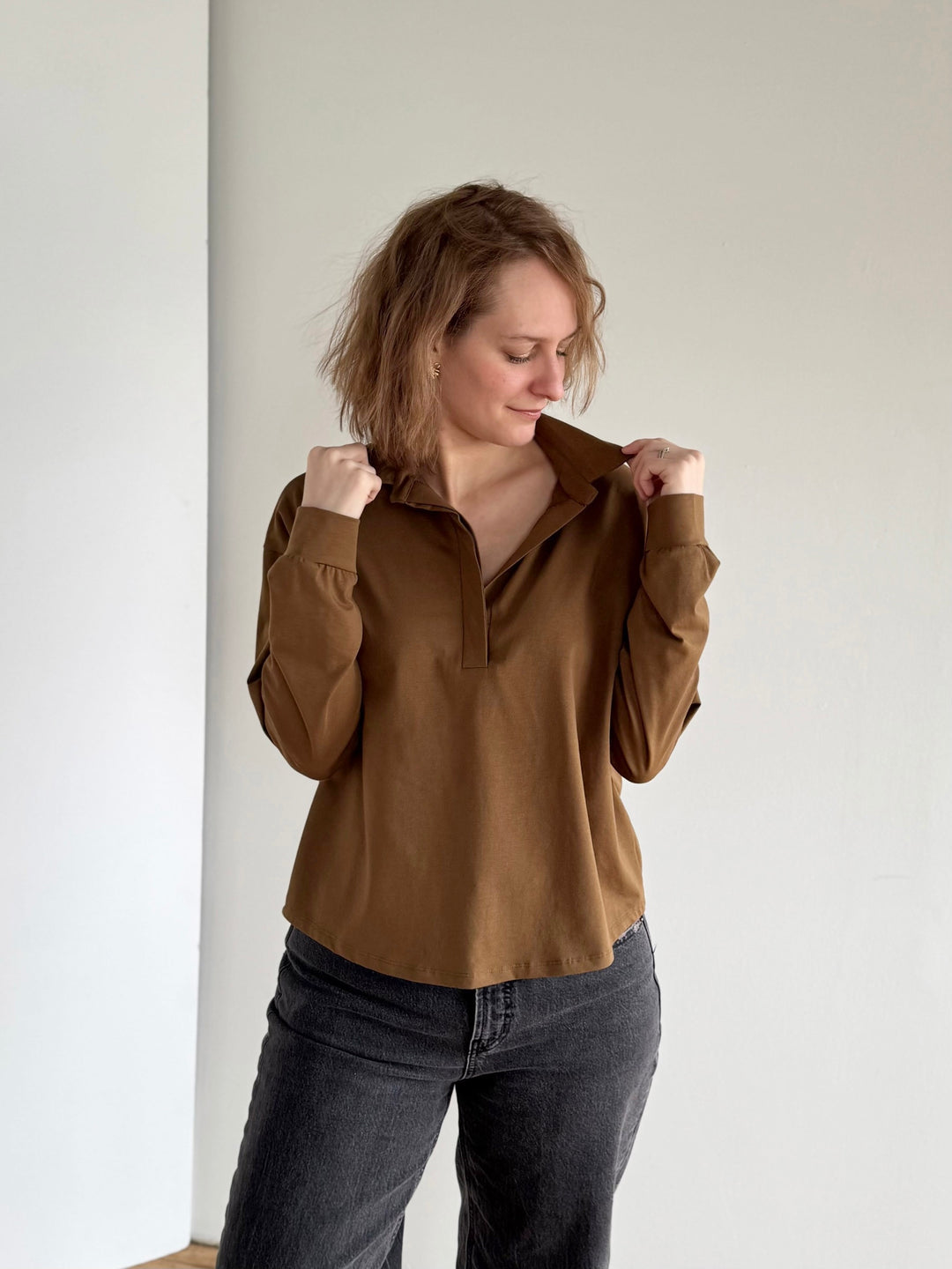 MICAH jersey top in Kona Brown