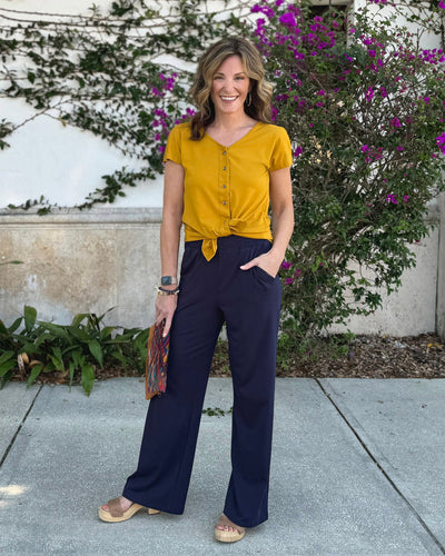 DELLA button top in Mustard