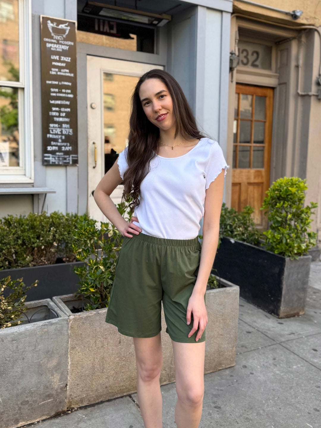 ANDRI jersey shorts in Meadow Green
