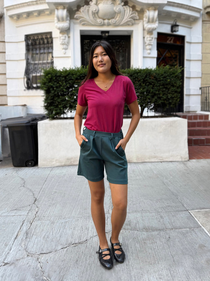 MAURA tee in Pomegranate