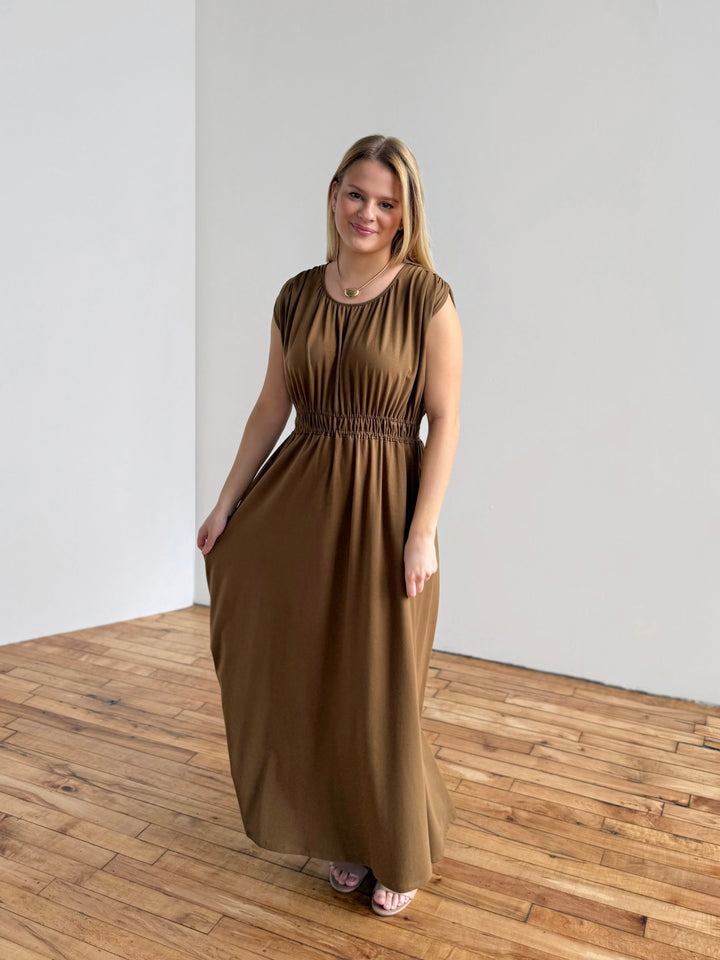 LAVINIA dress in Kona Brown
