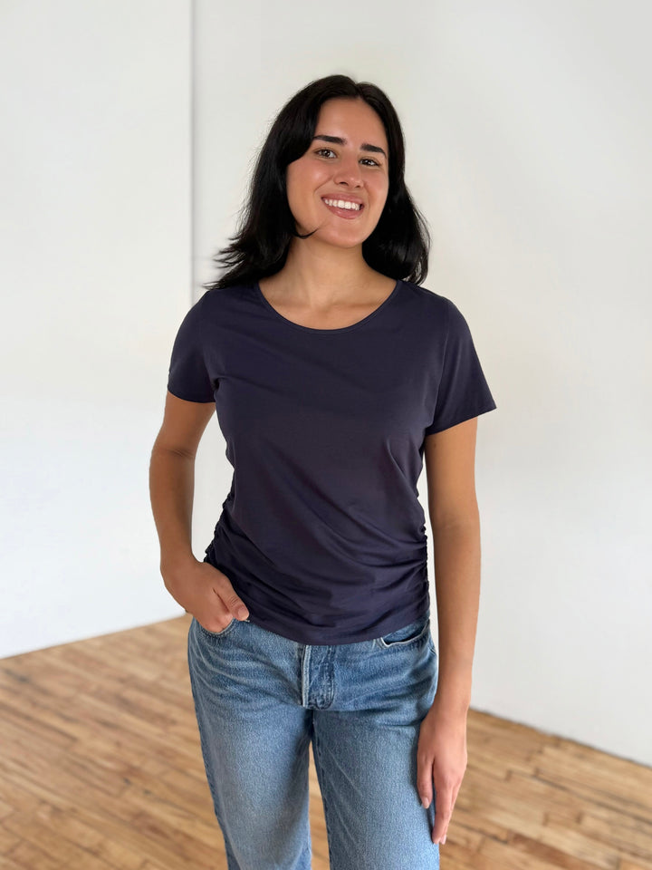JANEY ruched tee in Navy