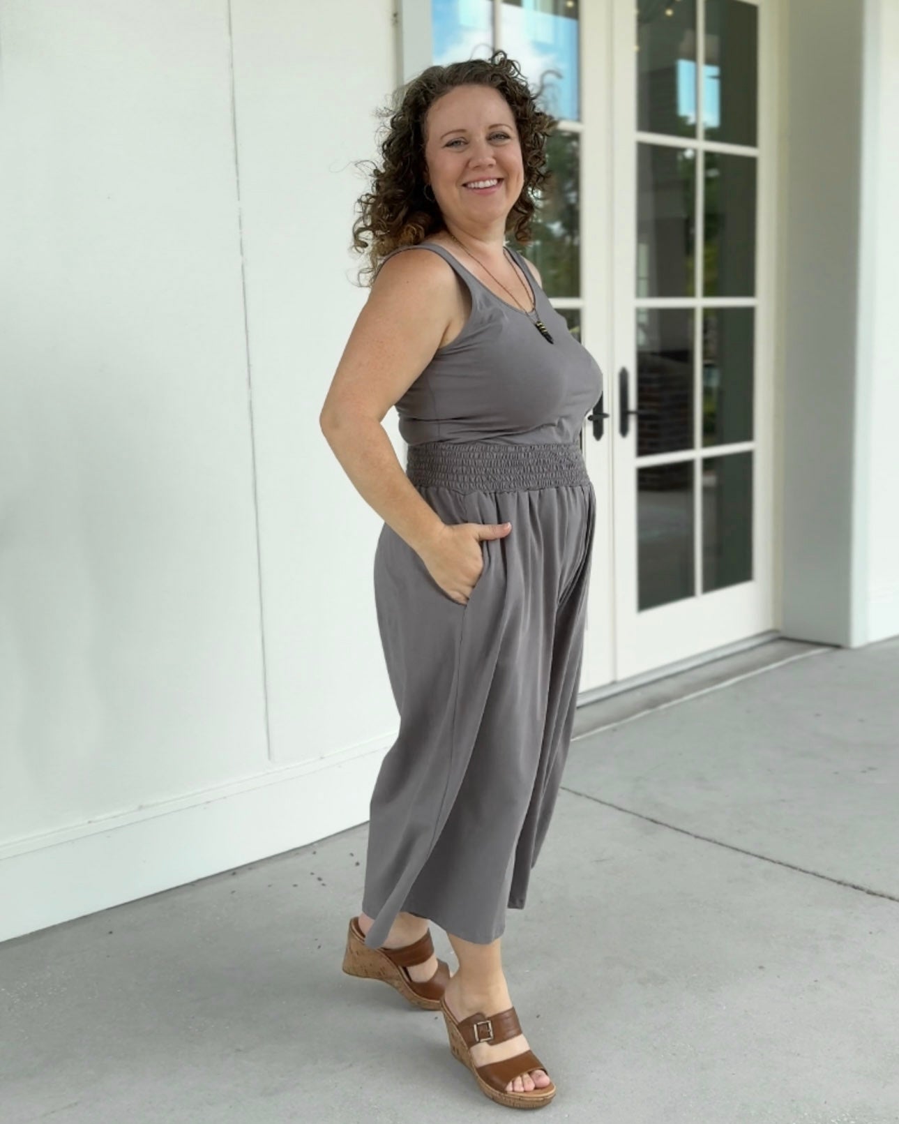 EDEN smocked capri pants in Circular Grey