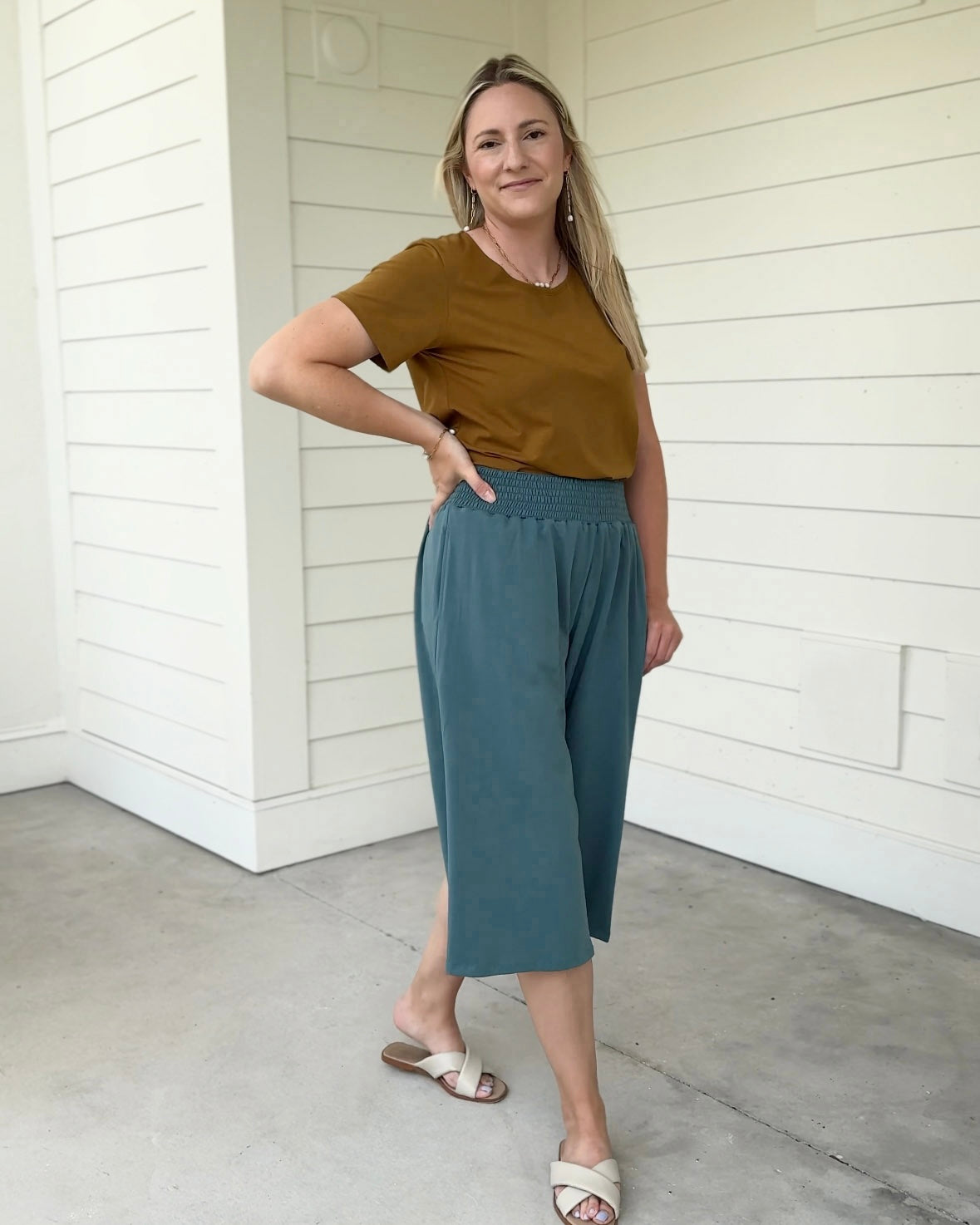 EDEN smocked capri pants in Dark Aqua