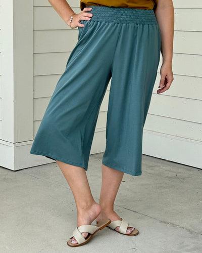 EDEN smocked capri pants in Dark Aqua