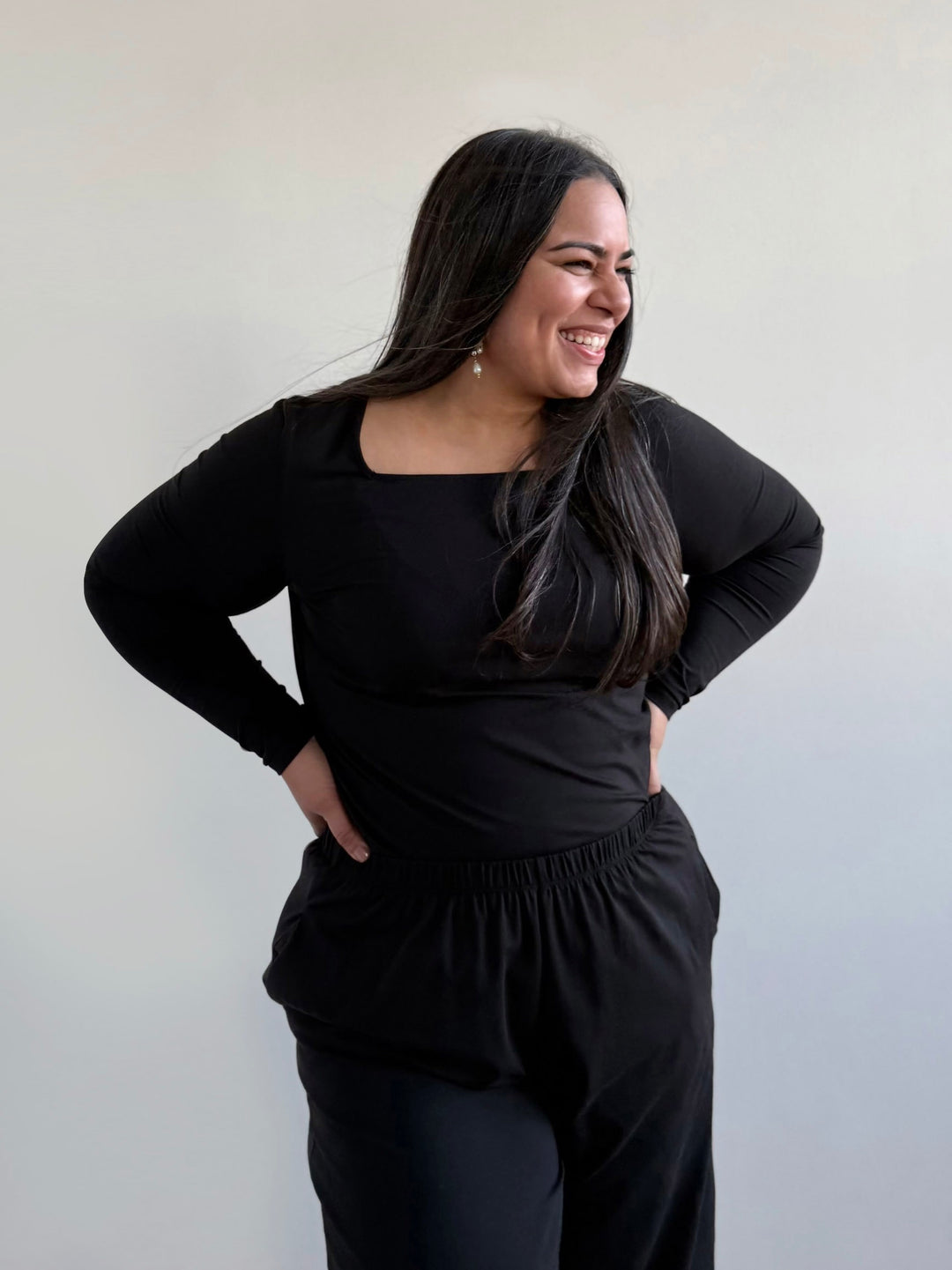 NURY ruched tee in Black