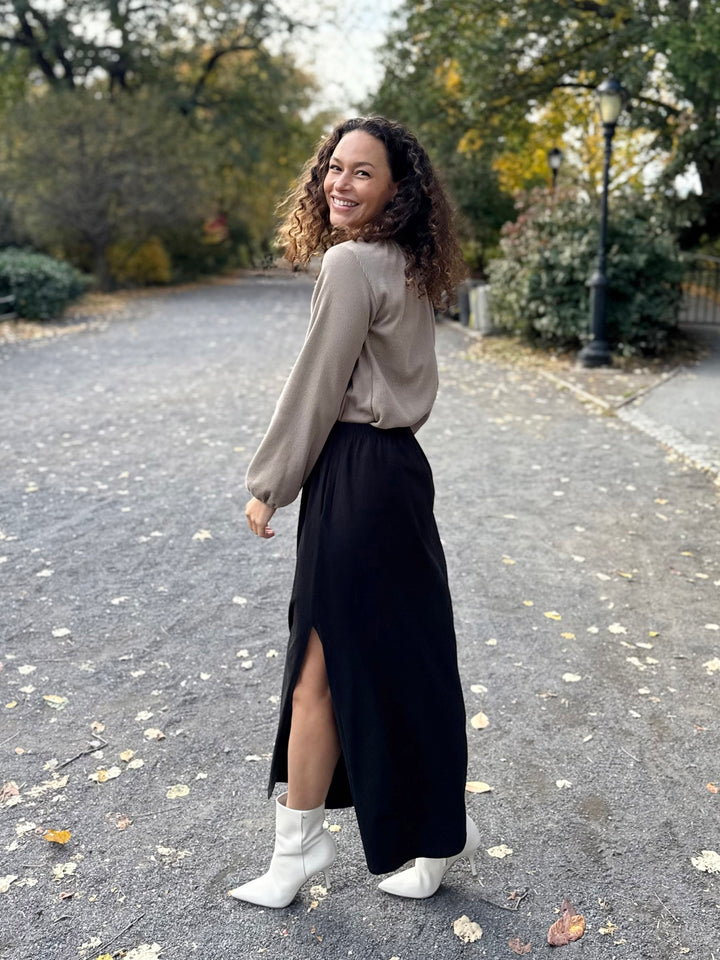 AMARA skirt in Black