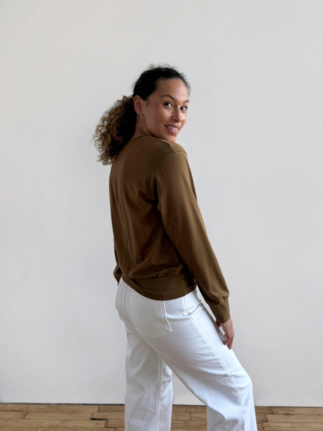 EUGENIE cardigan/top in Kona Brown