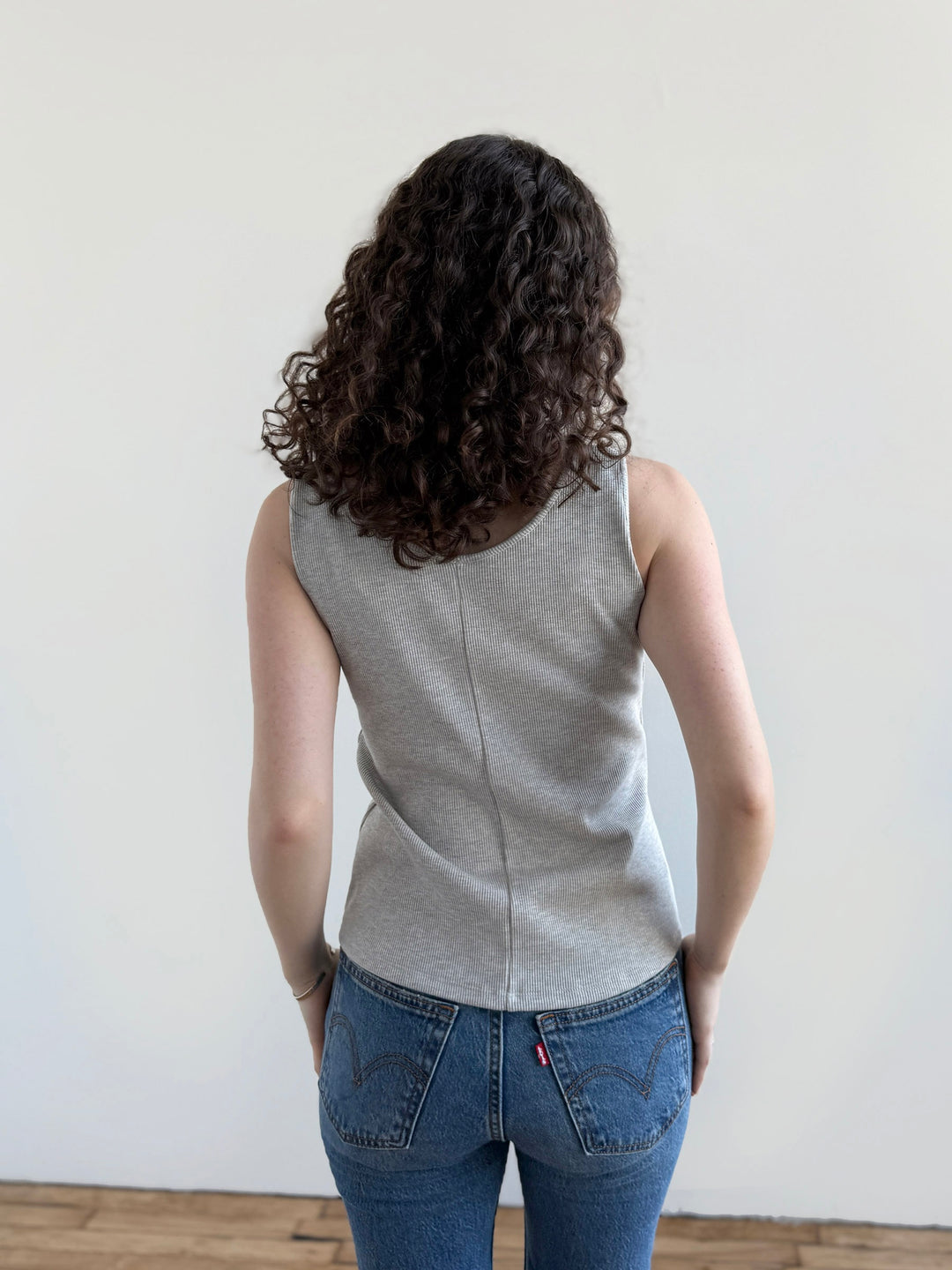 MAYA rib-knit fitted tank in Marble Grey