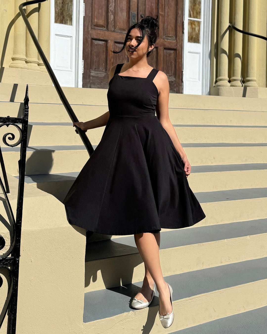 LAVANDE dress in Black Elegantees LAVANDE dress in Black Elegantees