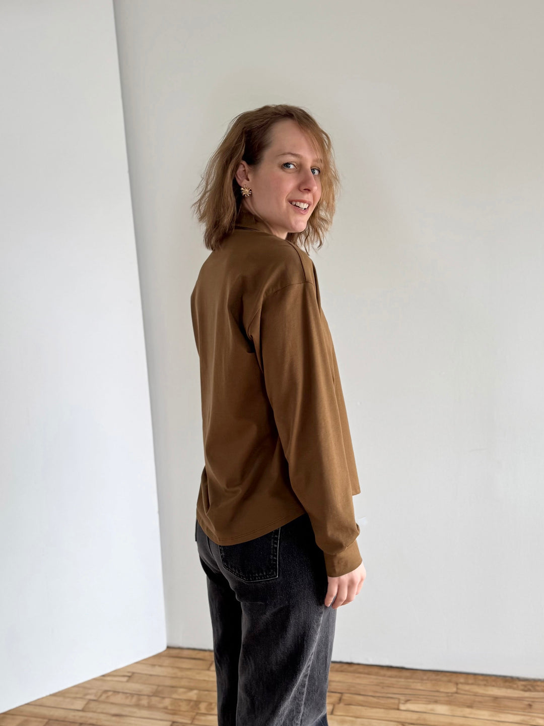 MICAH jersey top in Kona Brown