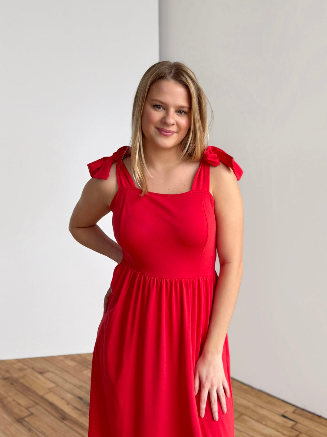 VERONA dress in Bright Ruby