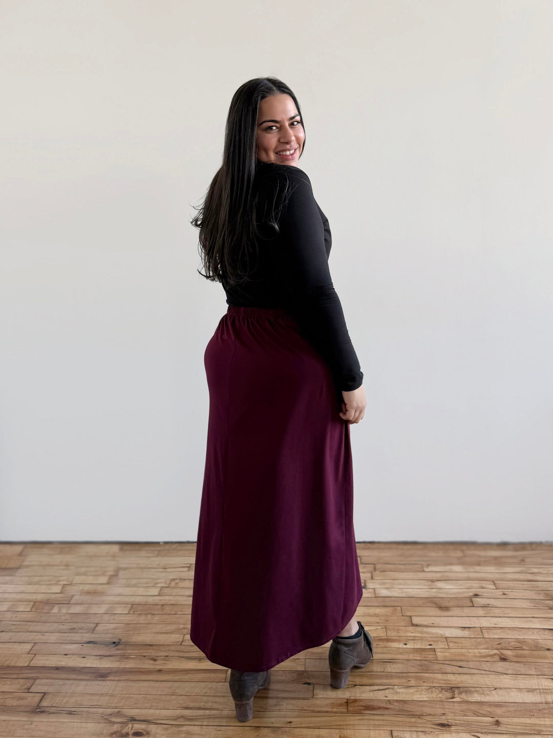 AMARA skirt in Merlot
