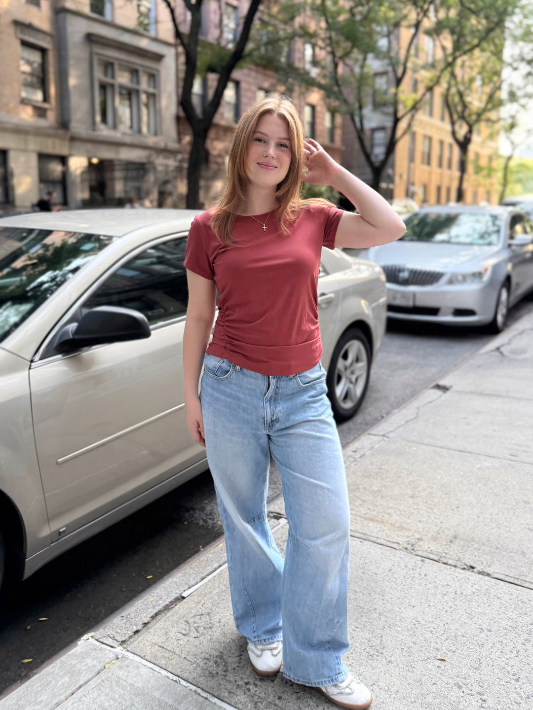 WINNIE tee in Earthy Red