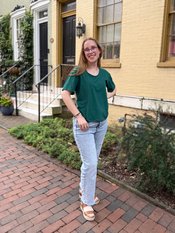 CALI tee in Bold Juniper