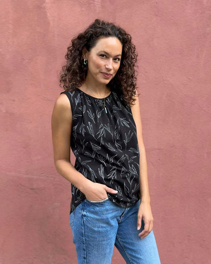 LAGUNA printed tank in Black/White