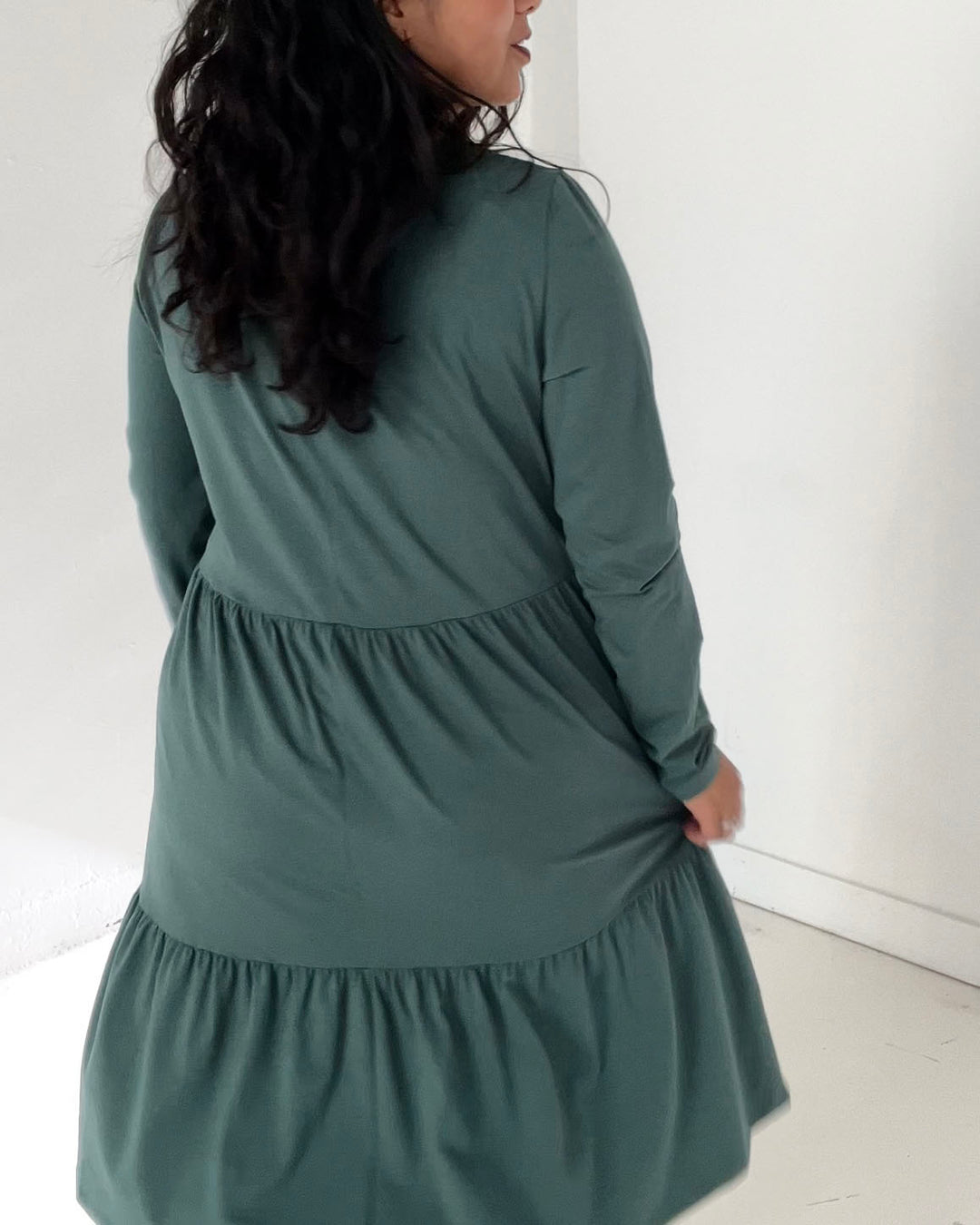 MAISIE dress in Hunter Green